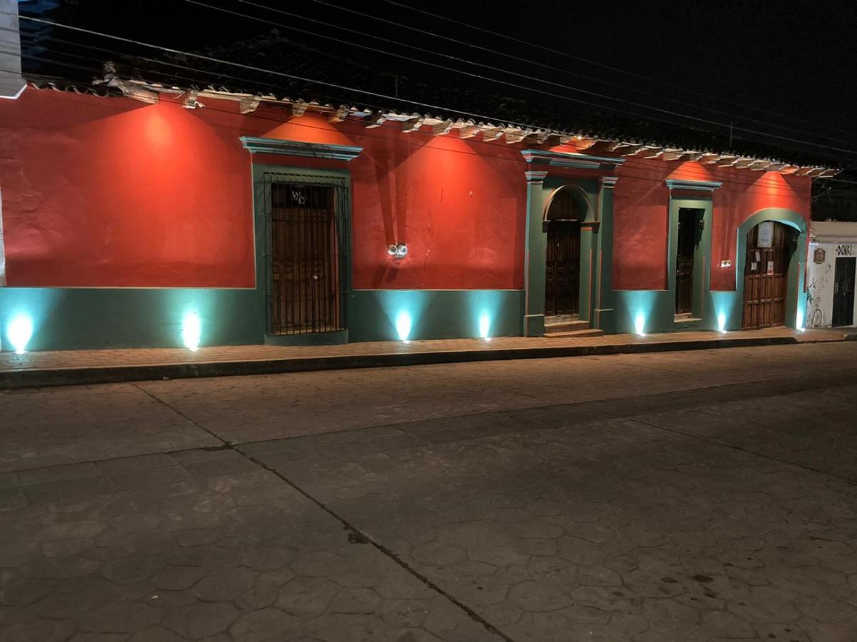 Hotel La Capilla Сан-Кристобаль-де-Ла-Касас Экстерьер фото