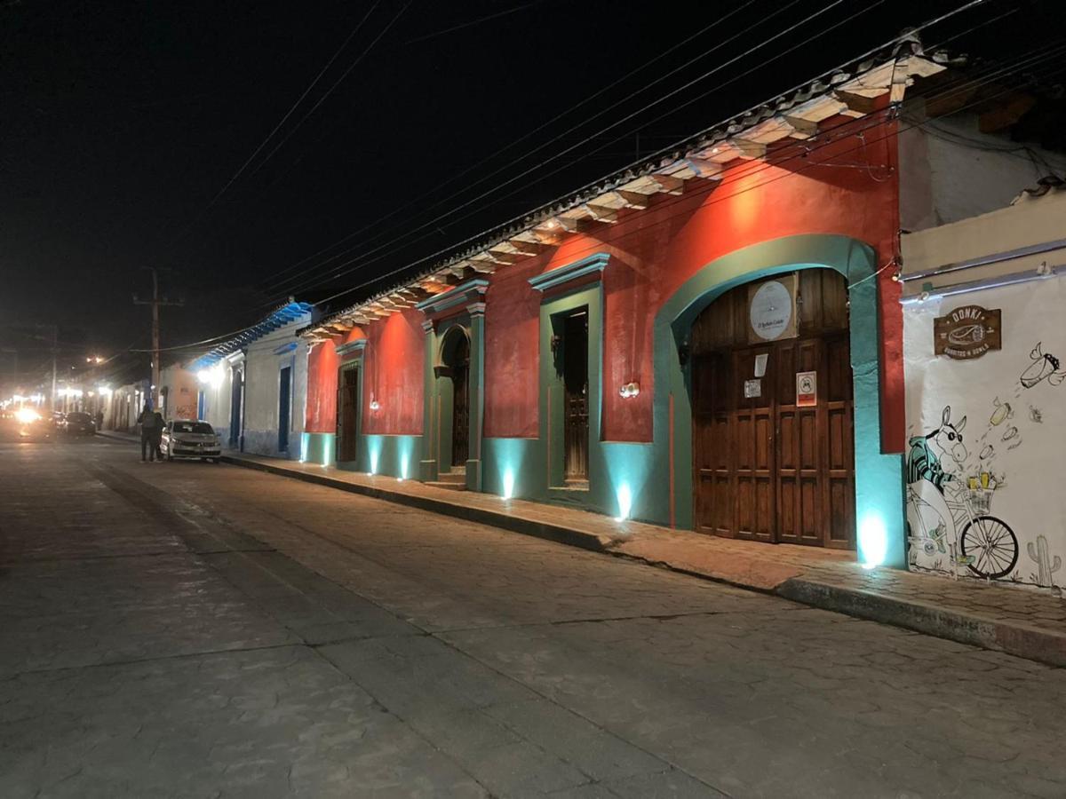 Hotel La Capilla Сан-Кристобаль-де-Ла-Касас Экстерьер фото