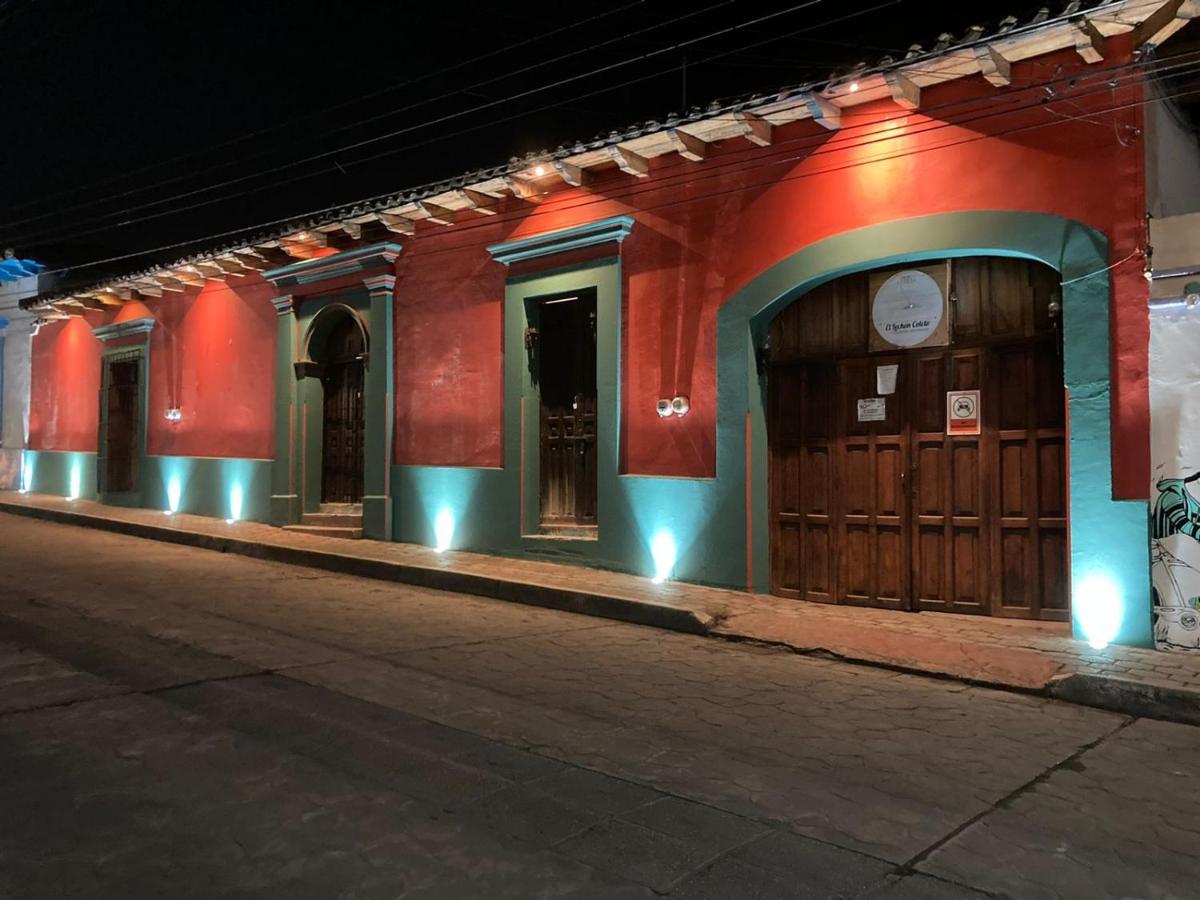 Hotel La Capilla Сан-Кристобаль-де-Ла-Касас Экстерьер фото