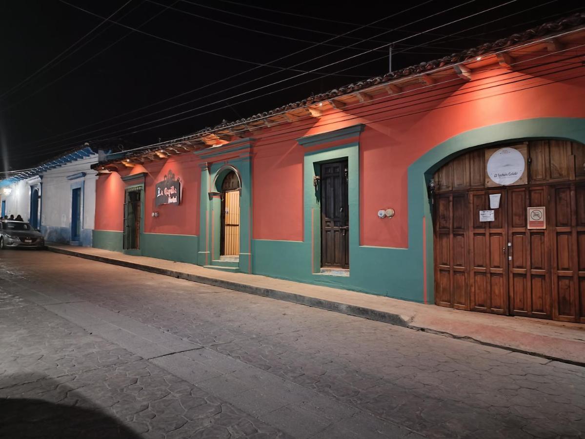 Hotel La Capilla Сан-Кристобаль-де-Ла-Касас Экстерьер фото