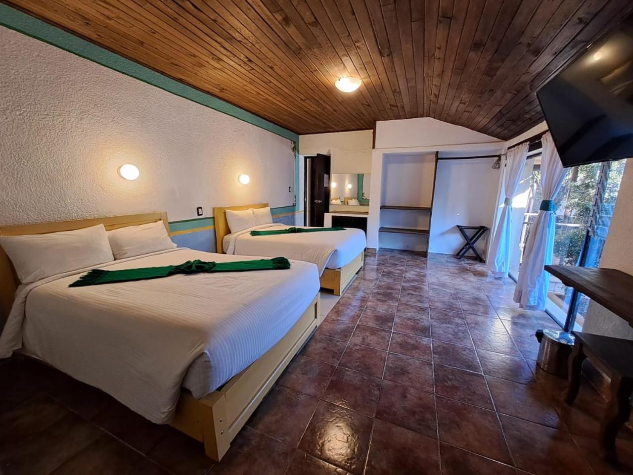 Hotel La Capilla Сан-Кристобаль-де-Ла-Касас Экстерьер фото