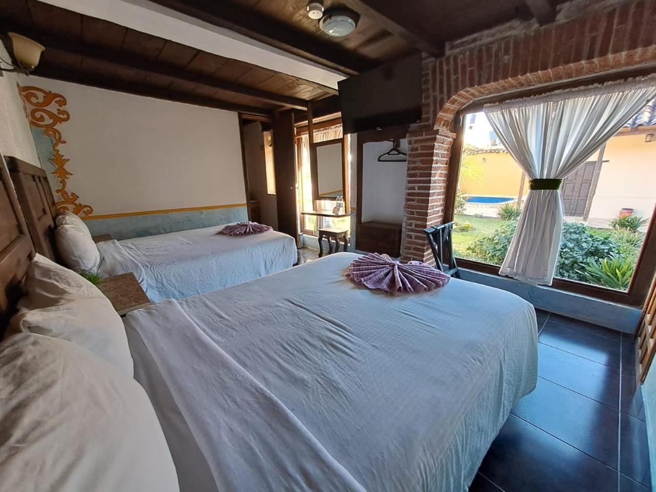 Hotel La Capilla Сан-Кристобаль-де-Ла-Касас Экстерьер фото