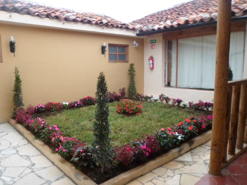 Hotel La Capilla Сан-Кристобаль-де-Ла-Касас Экстерьер фото