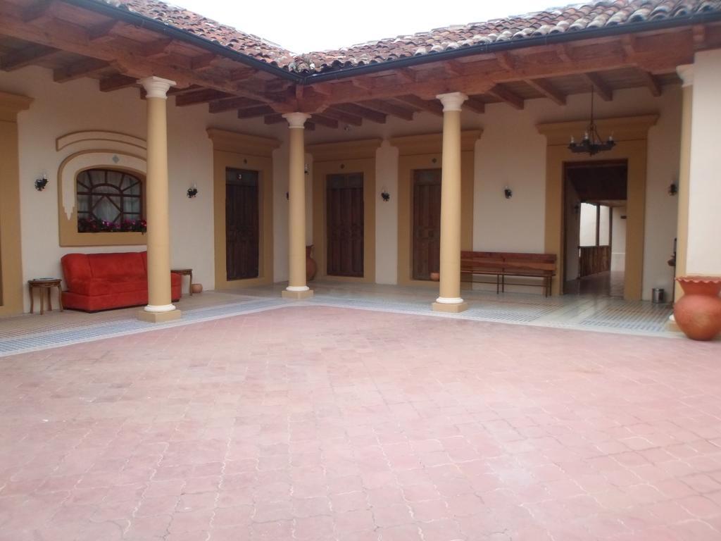 Hotel La Capilla Сан-Кристобаль-де-Ла-Касас Экстерьер фото