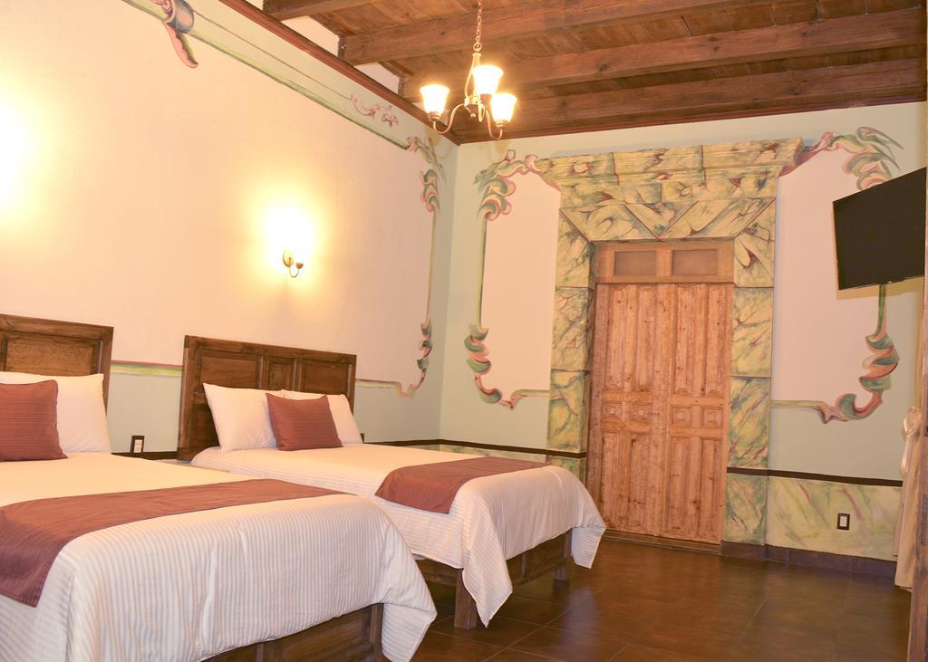Hotel La Capilla Сан-Кристобаль-де-Ла-Касас Экстерьер фото